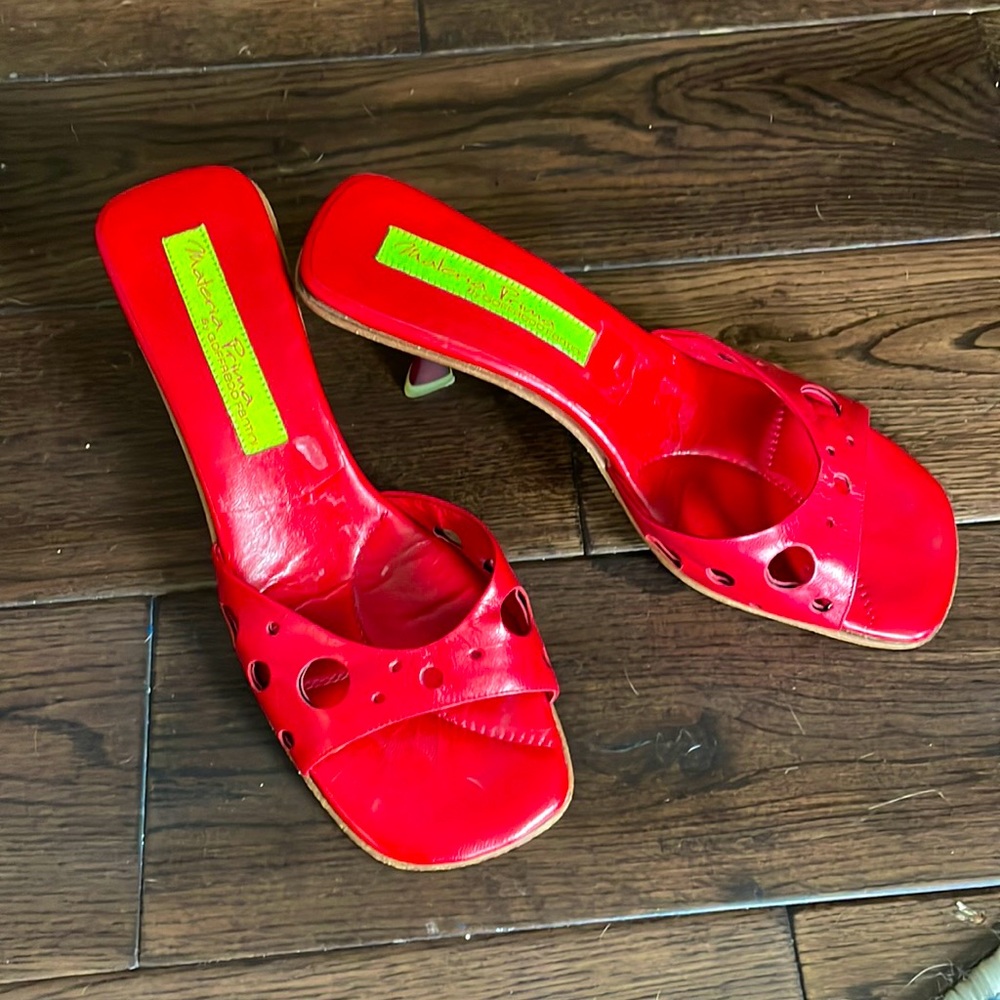 Red Italian leather kitten heel sandals. Sz 8.5. From Italy